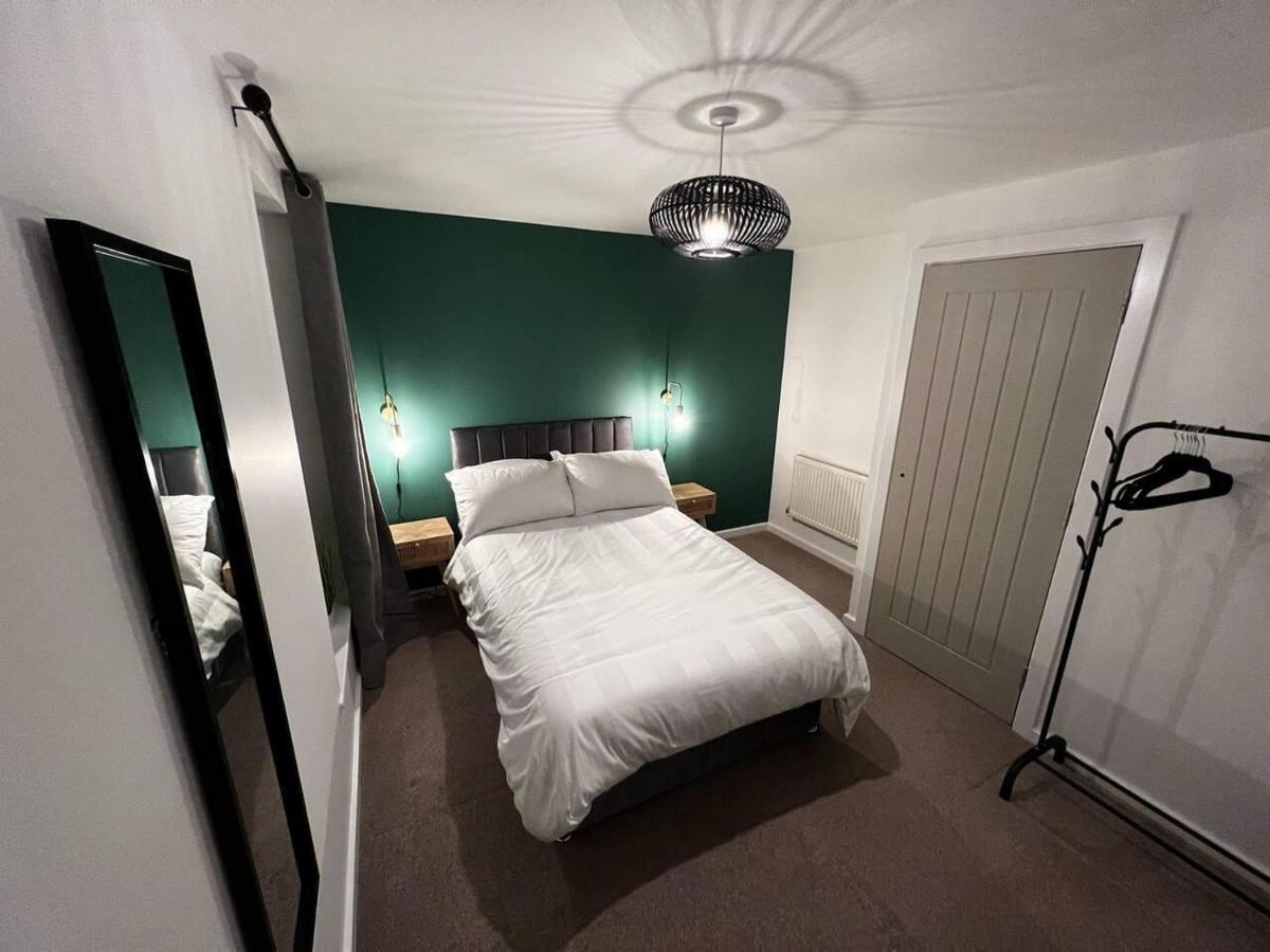 Beautiful 4-Bed House In Lincoln- Close To Centre エクステリア 写真