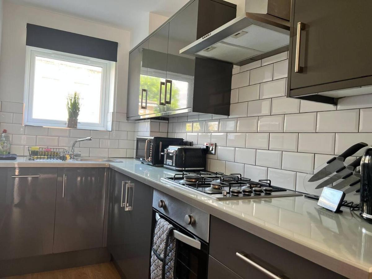 Beautiful 4-Bed House In Lincoln- Close To Centre エクステリア 写真