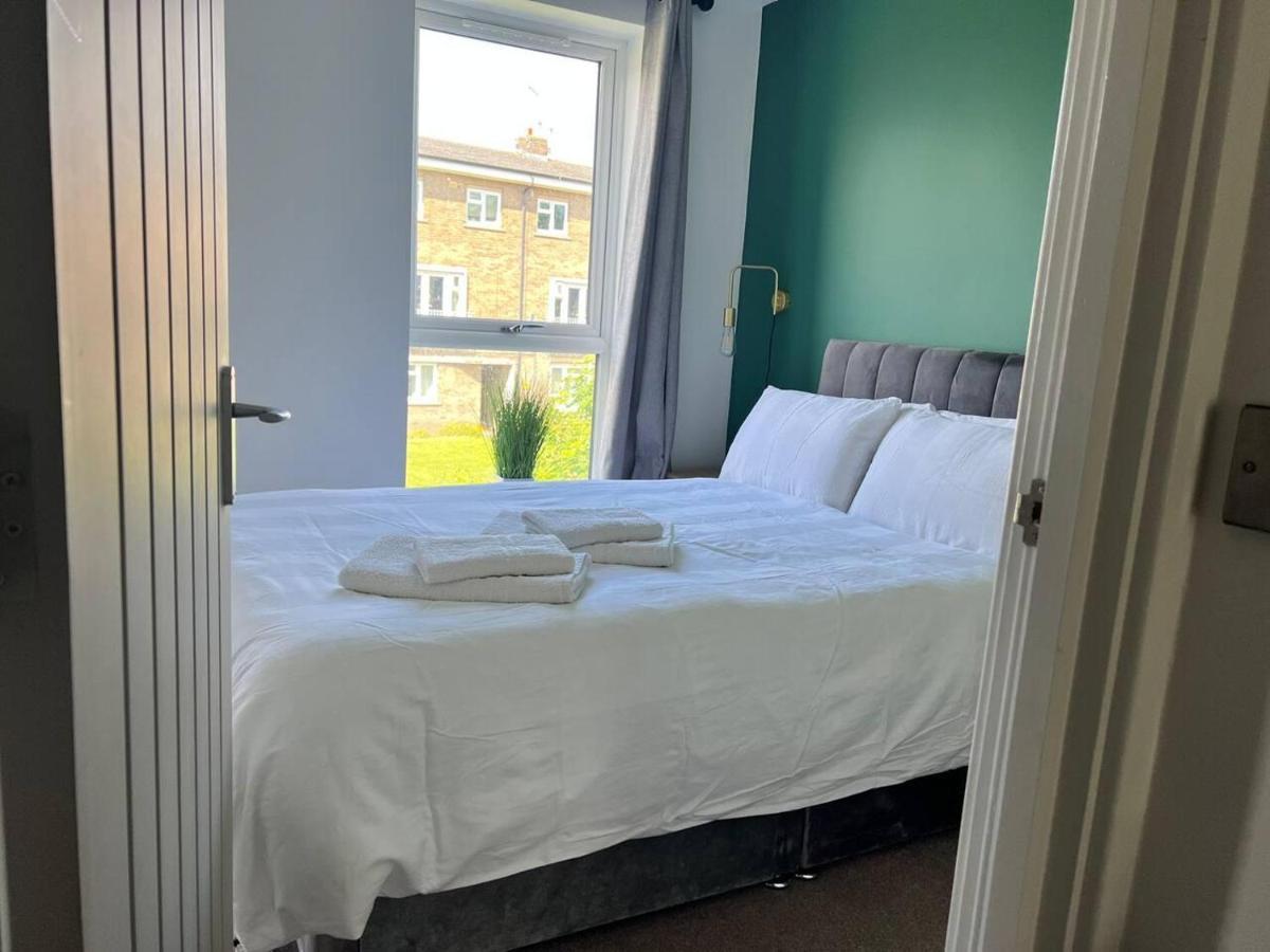Beautiful 4-Bed House In Lincoln- Close To Centre エクステリア 写真